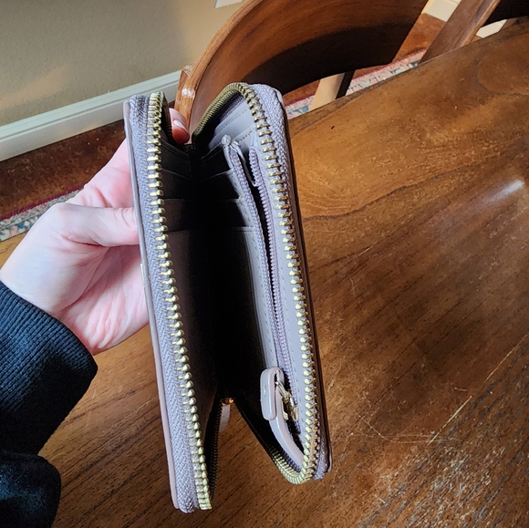 Kate Spade Wallet - Picture 2 of 5